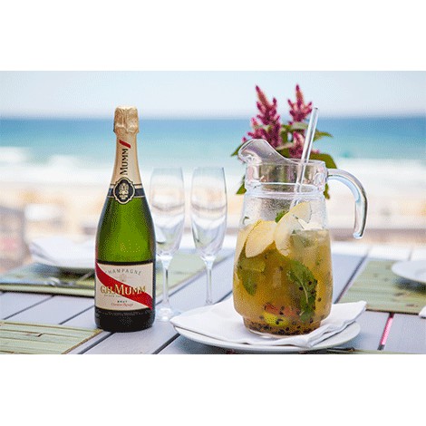 Beach Club “PRAIA – Sea, Salt and Peper”