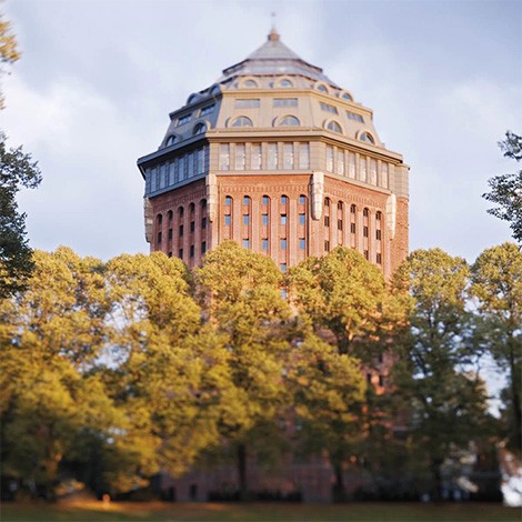 Numa torre de água