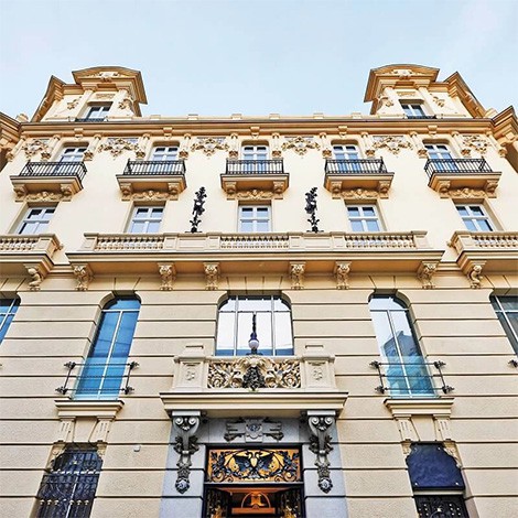 Num palácio