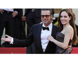 Brad Pitt e Angelina Jolie casaram Brad Pitt e Angelina Jolie casaram